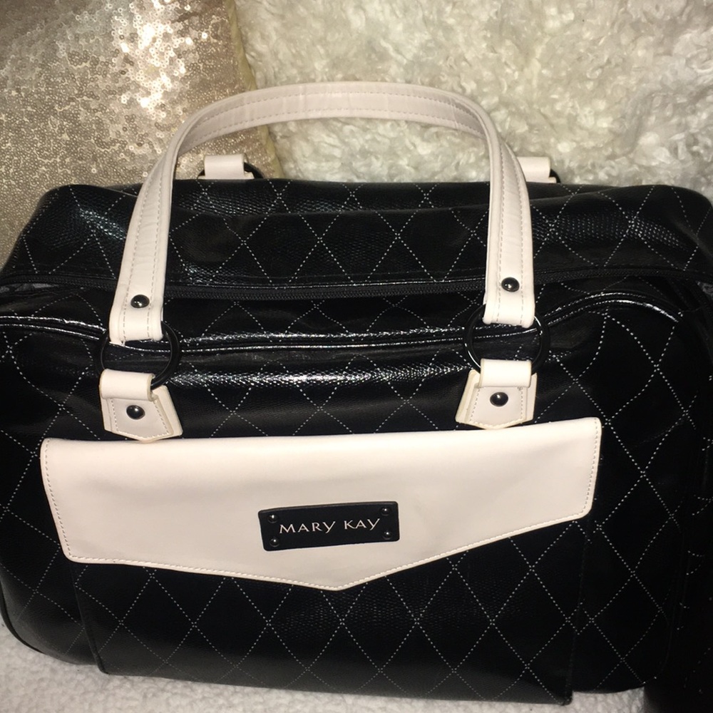Mary Kay duffle bag